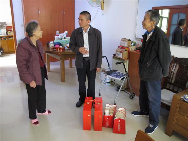 广西热作所开展重阳节系列活动