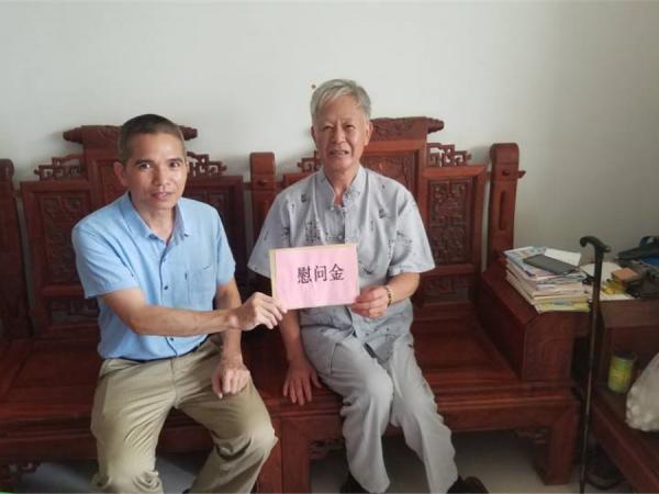 热作所党委开展“七一”走访慰问活动