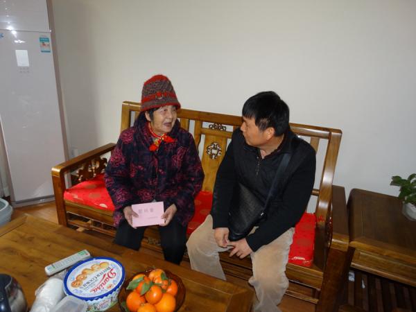 广西热作所所长黄强率队开展春节慰问