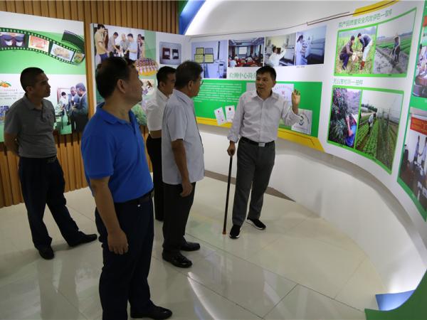 印度尼西亚外宾到访广西热作所