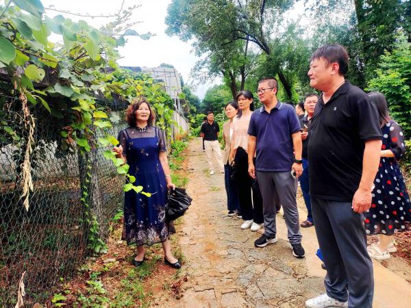 广西热作所桂南综合试验站成员参加广西落叶果树产业创新团队交流会