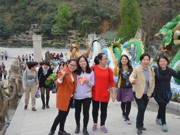 广西热作所开展“三.八”妇女节活动