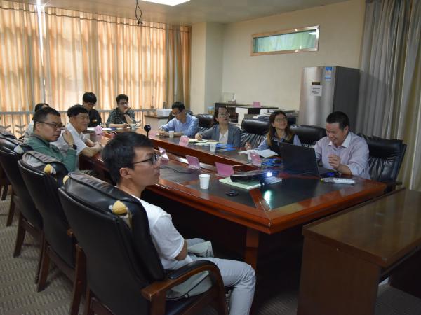 广西热作所副所长庞新华率领番木瓜研究团队赴福建农林大学考察交流