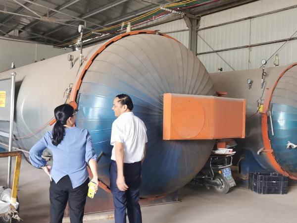 广西热作所科技特派员赴融水县开展技术需要调研和指导黑木耳生产