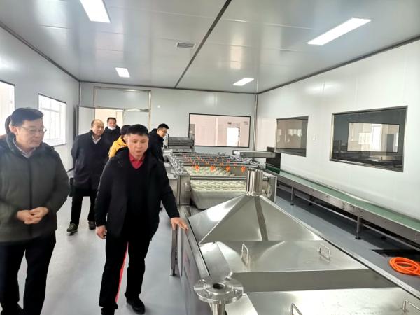 广西热作所农产品精深加工产业科技先锋队赴武鸣区开展“抗低温、防冰冻、促春耕”技术服务